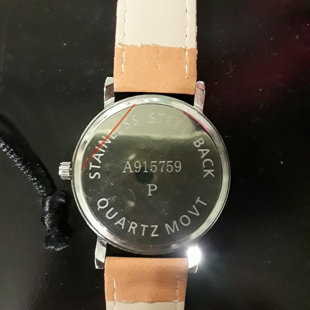Watch - Picture 4 of 4